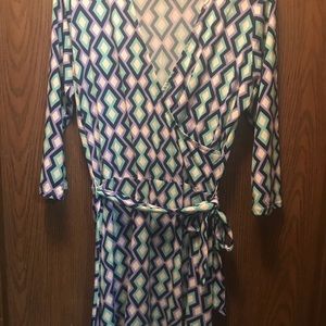 Patterned wrap dress size large